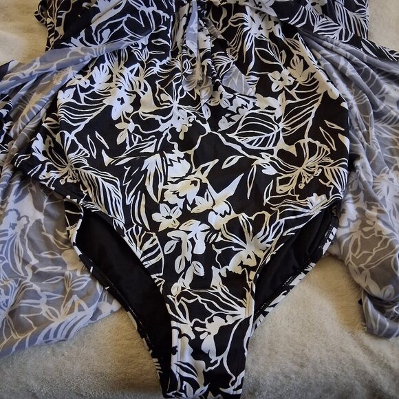 Kim Gravel x Swimsuits for All NWOT Size 24W Floral One Piece Swimsuit - Picture 8 of 14